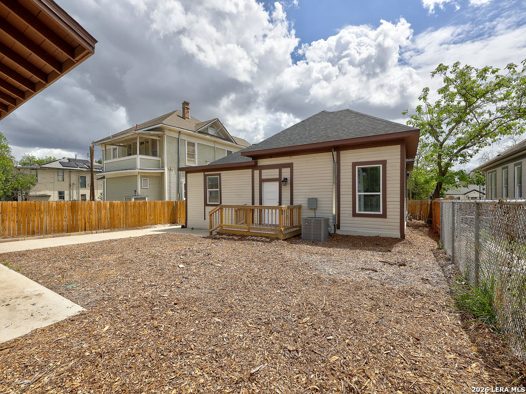 main property photo 13