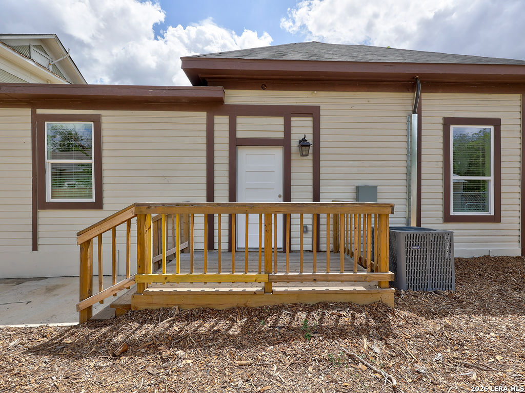 main property photo 14