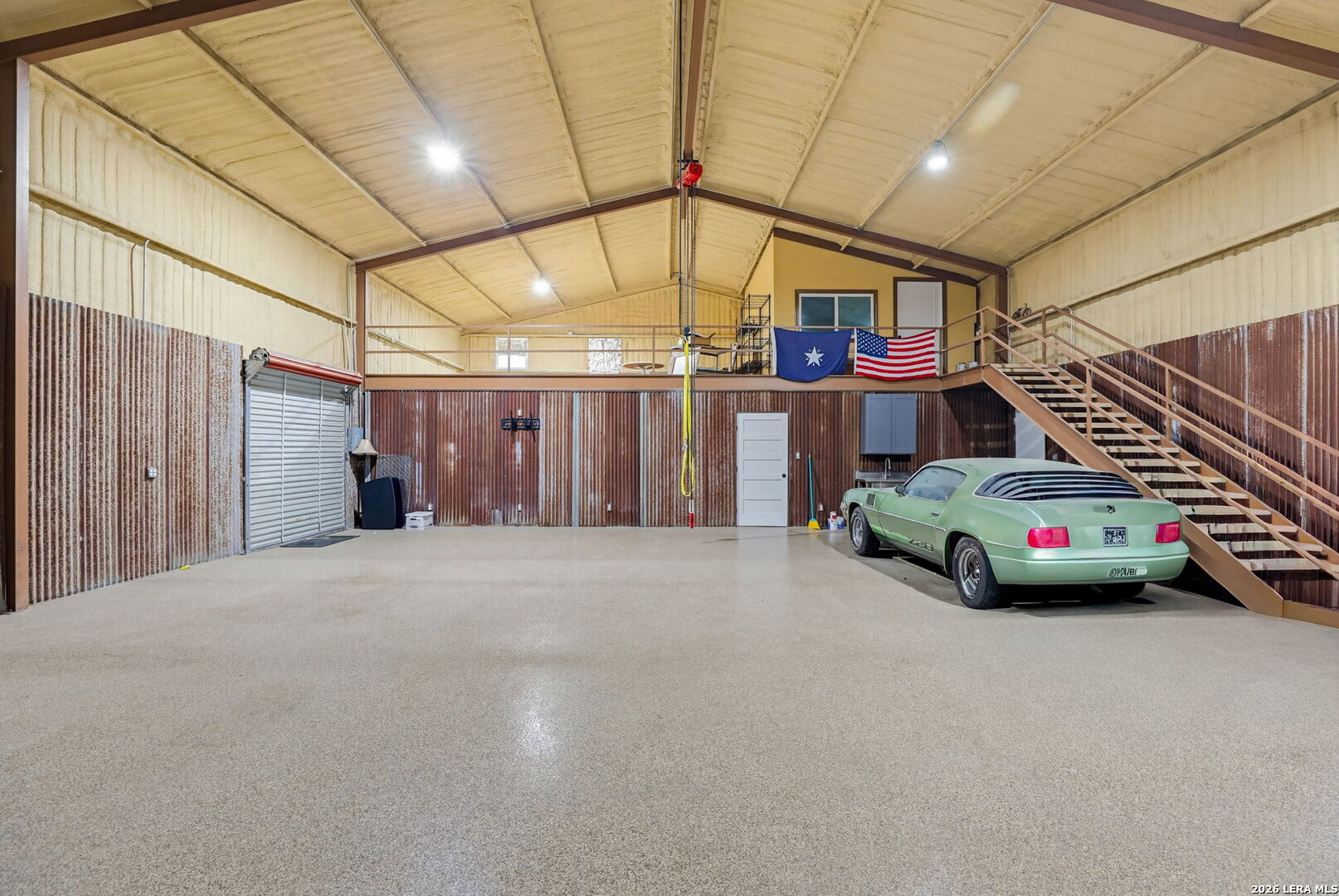 main property photo 39