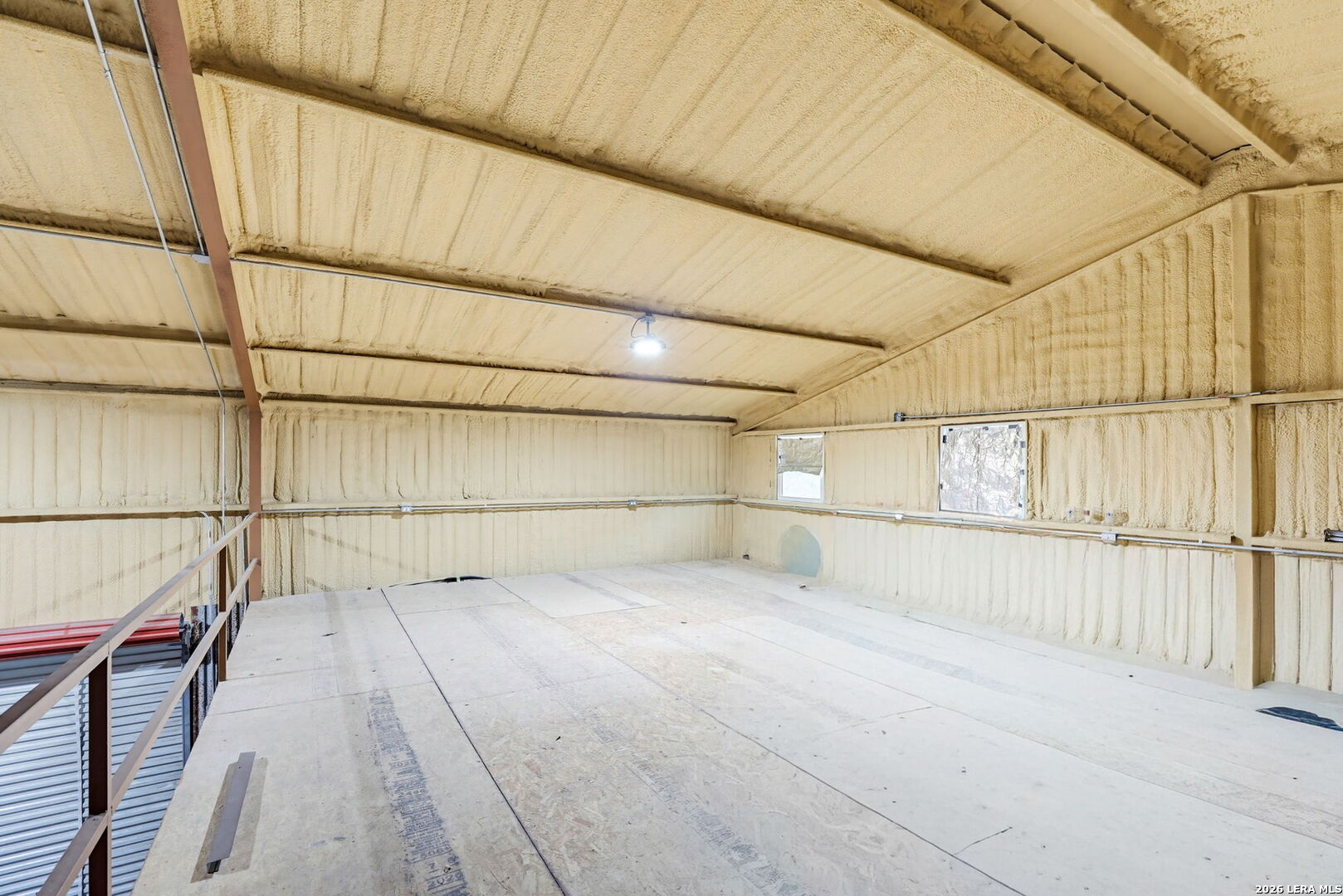 main property photo 41