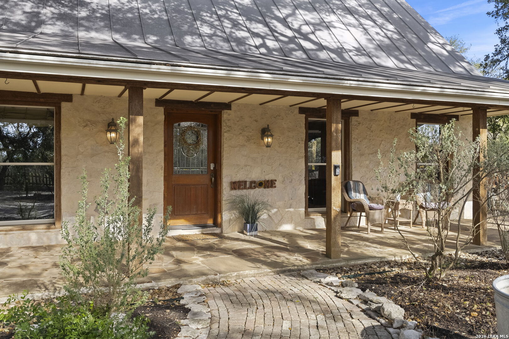 main property photo 18