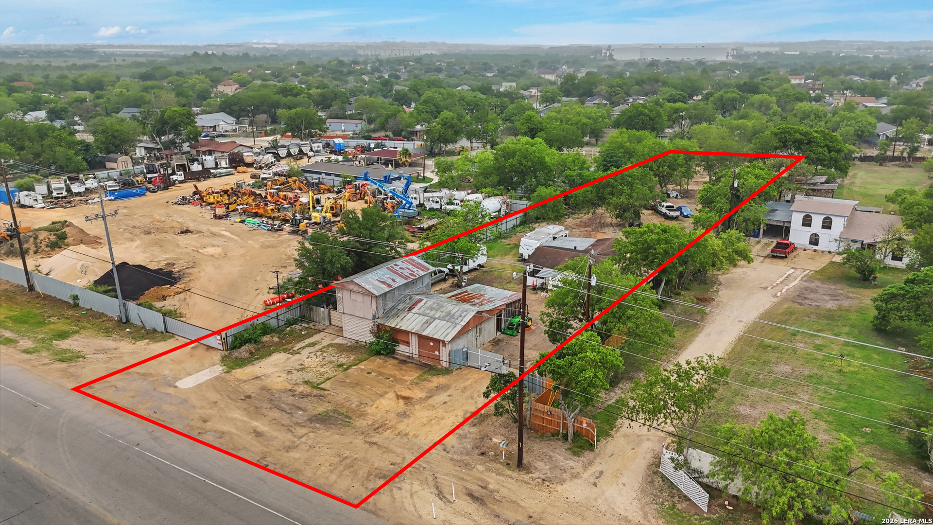 main property photo 10