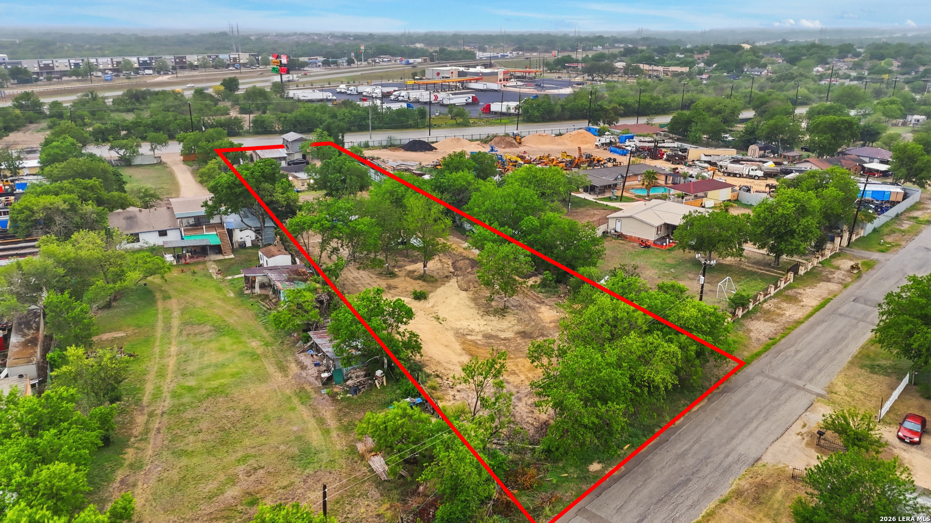 main property photo 20