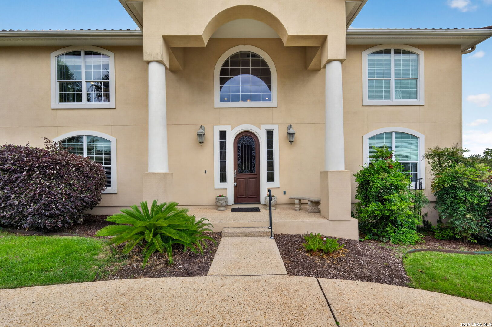 main property photo 6