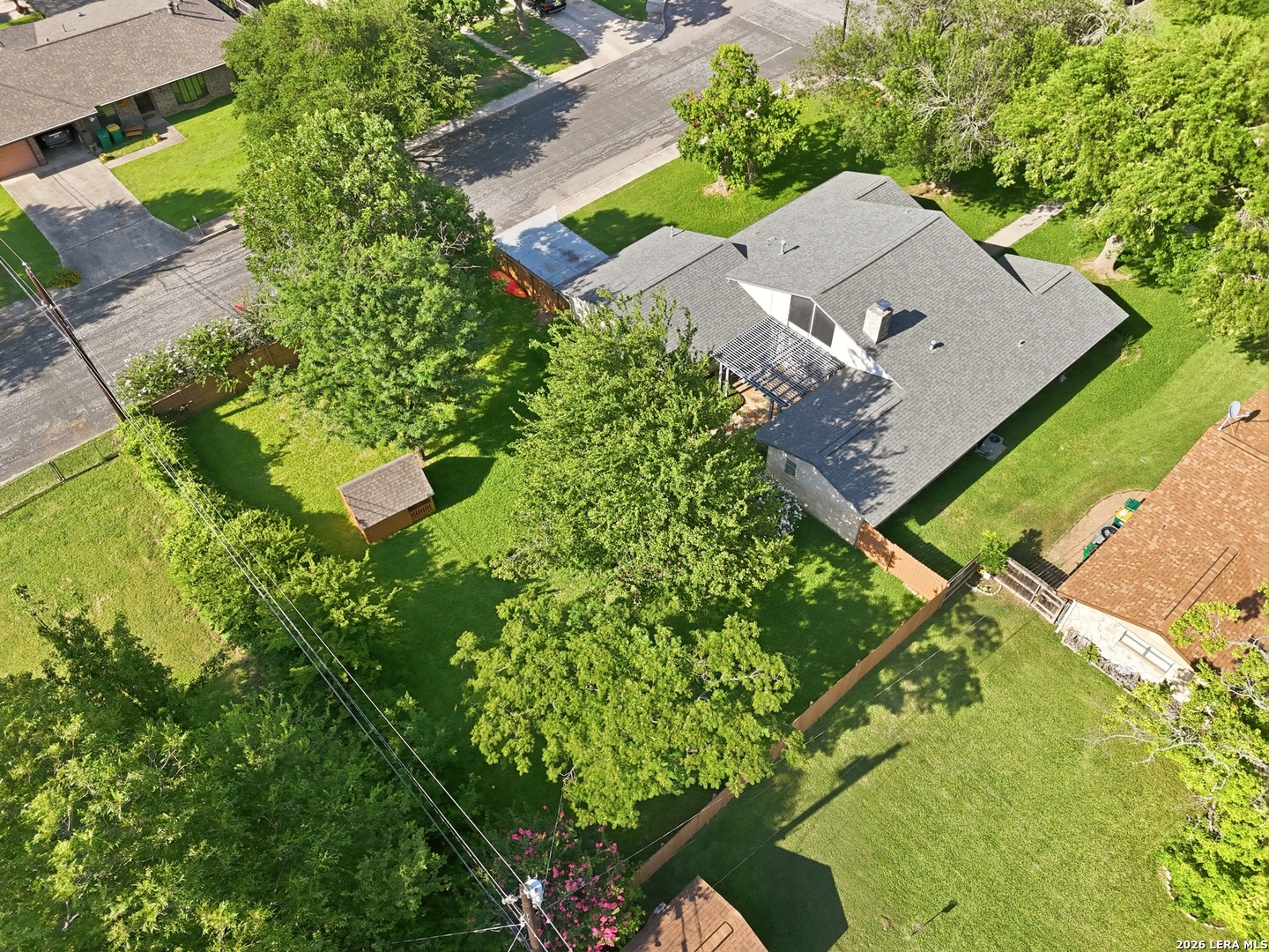 main property photo 15