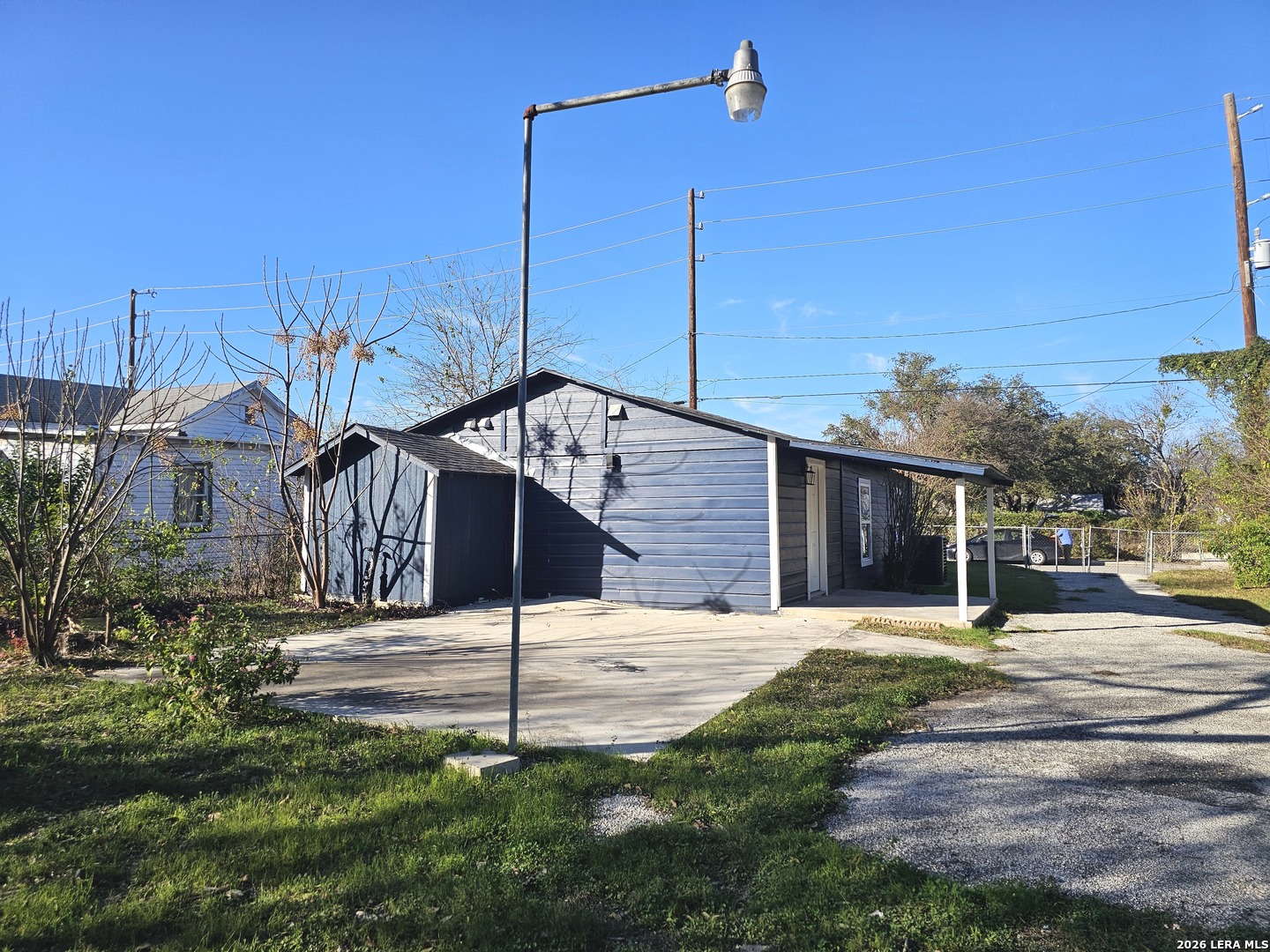 main property photo 15