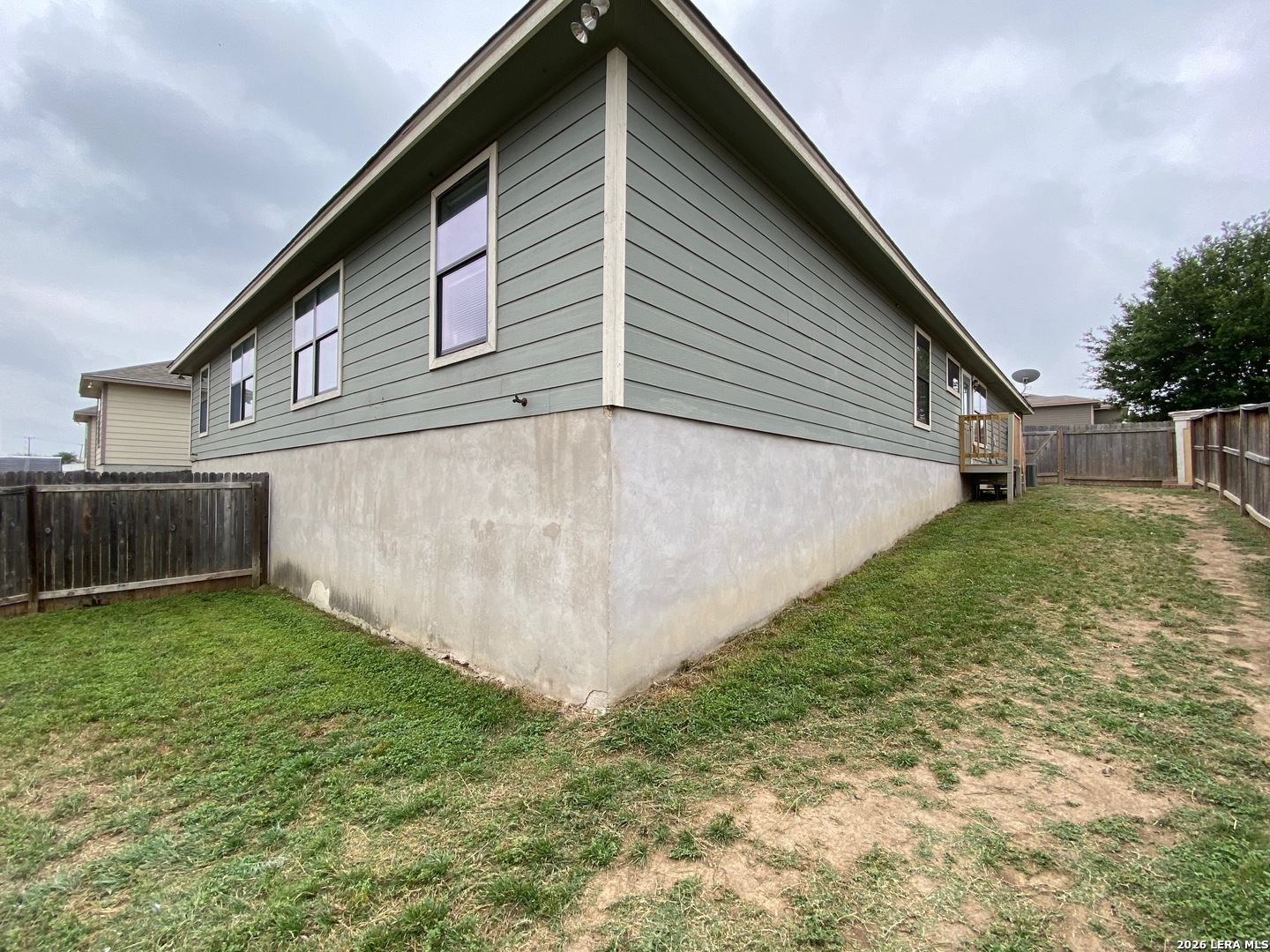 main property photo 15