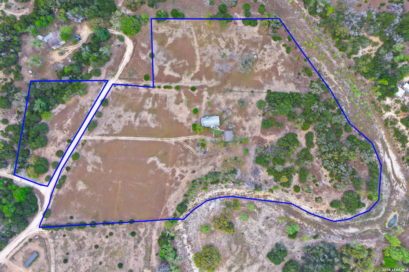 main property photo 41