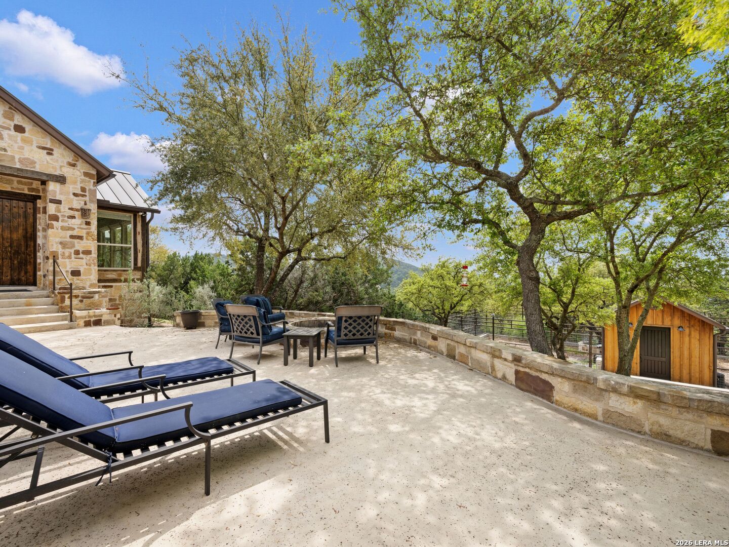 main property photo 39