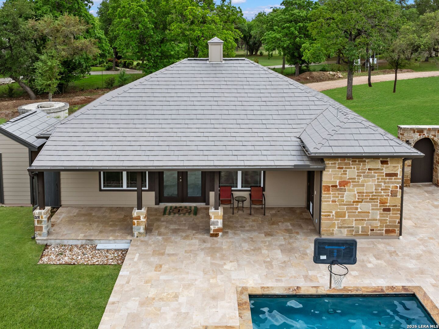main property photo 49
