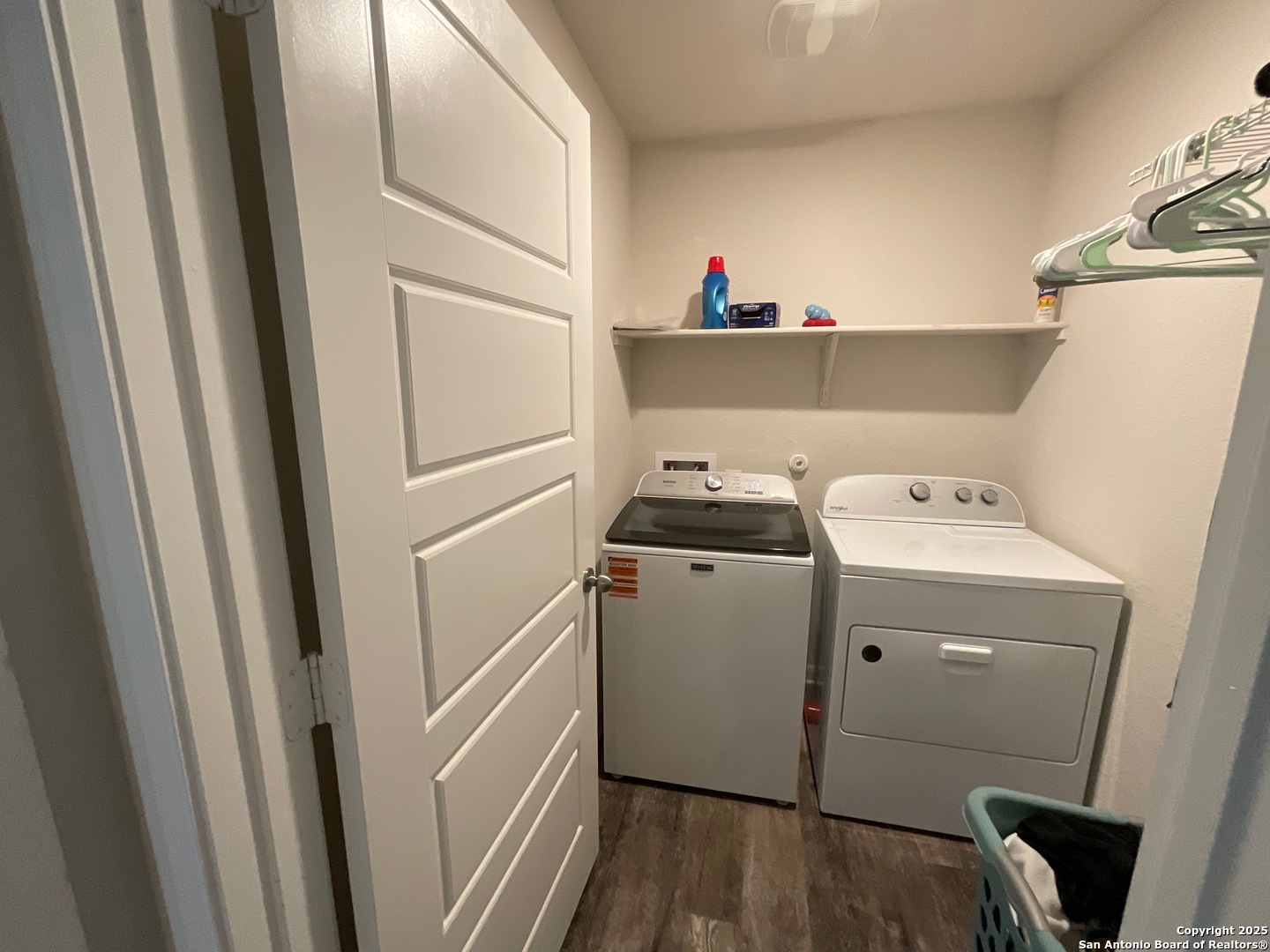 main property photo 12
