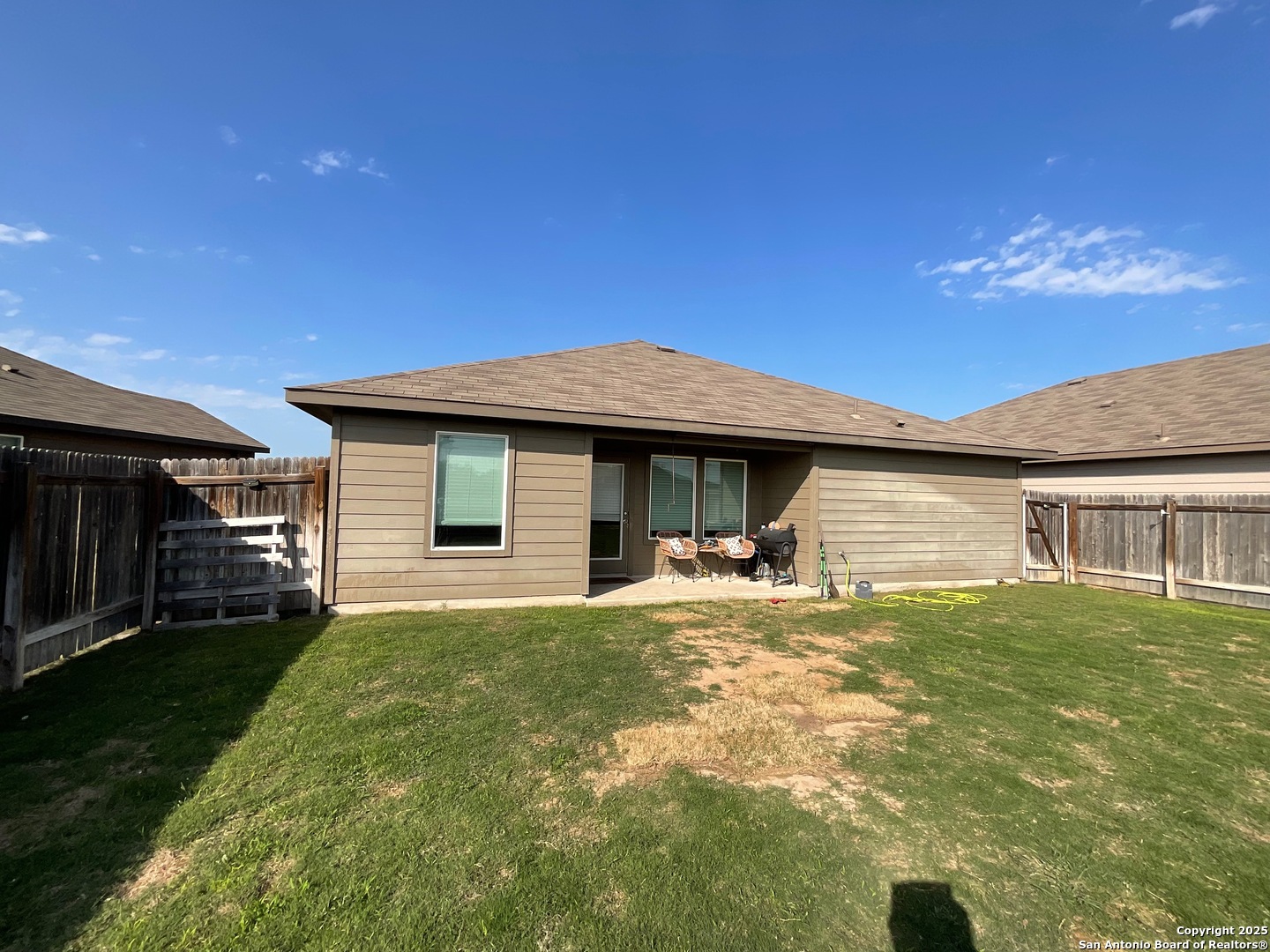 main property photo 15