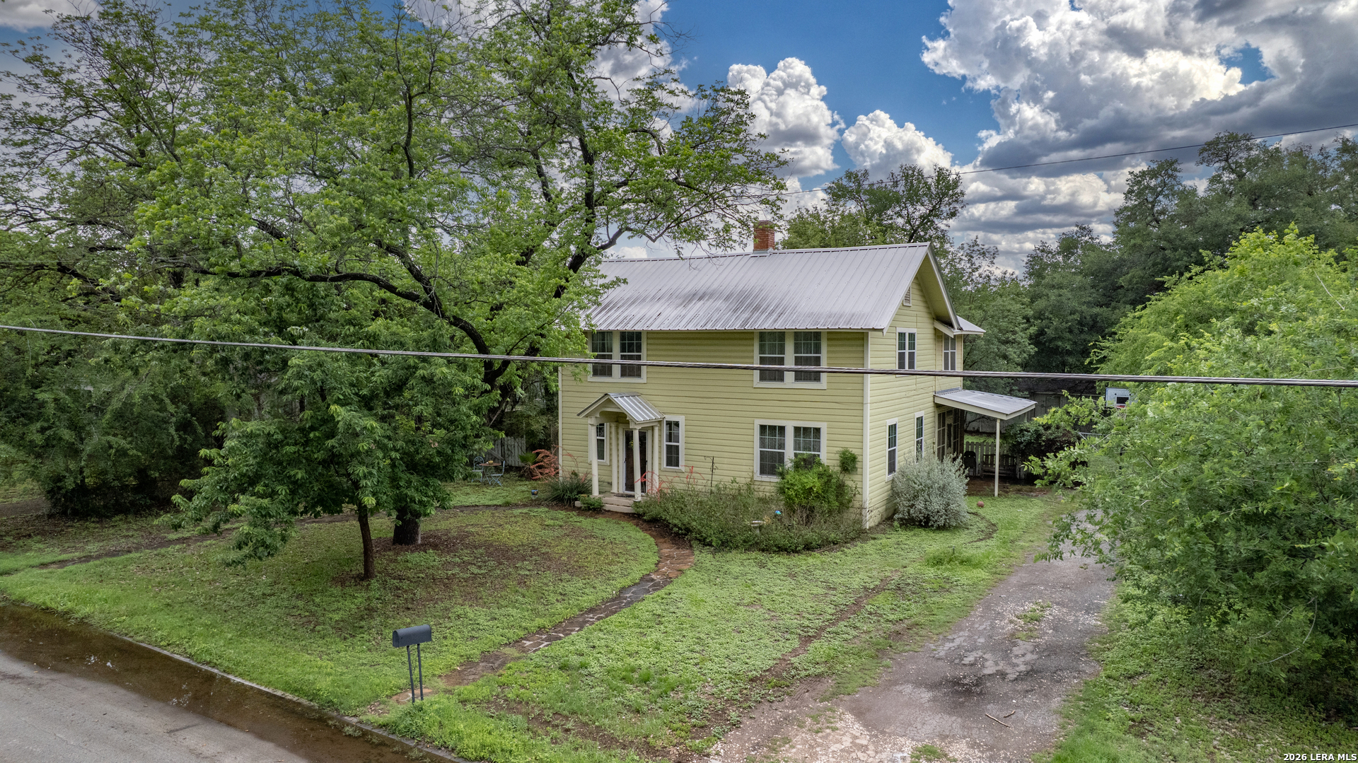main property photo 34