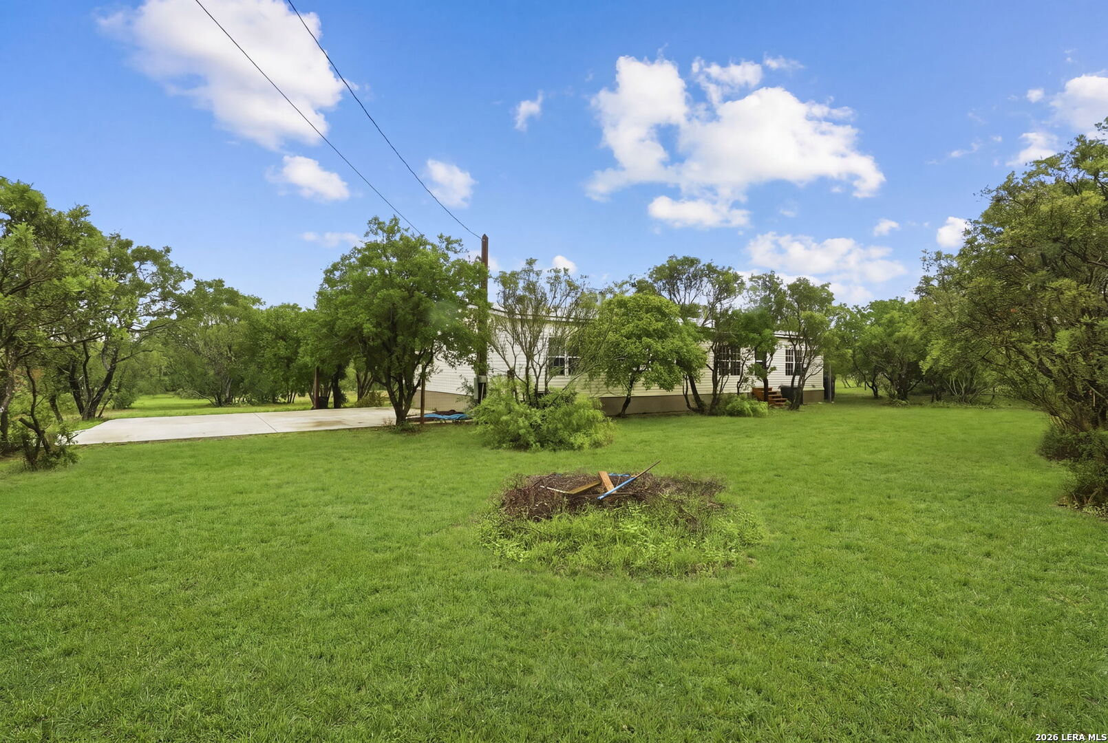 main property photo 29