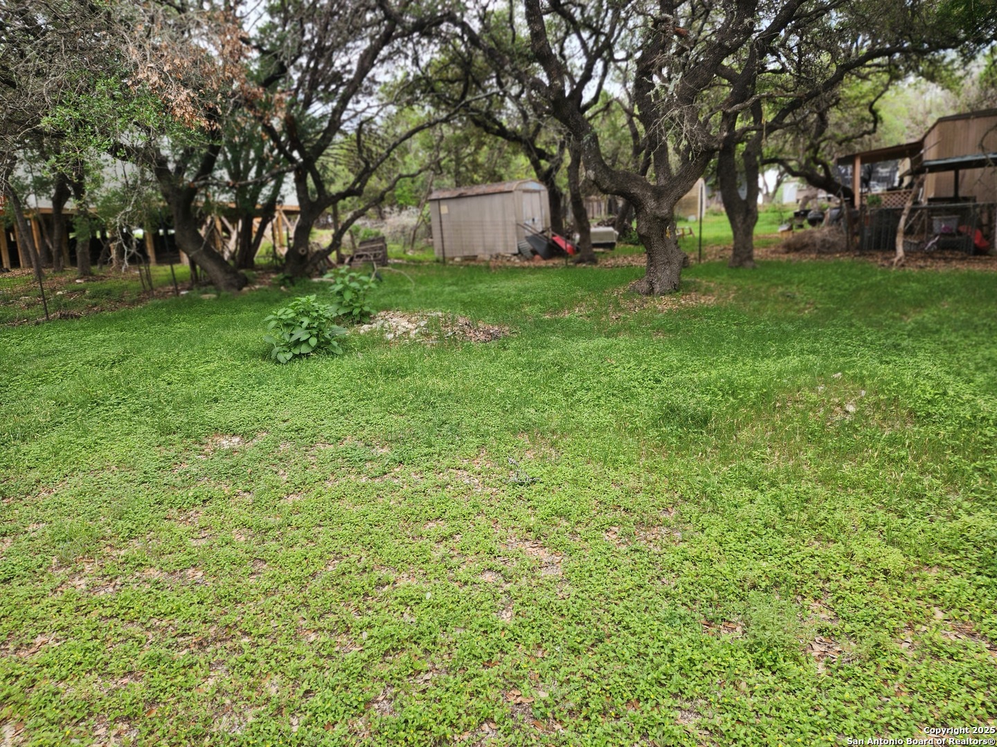 main property photo 17