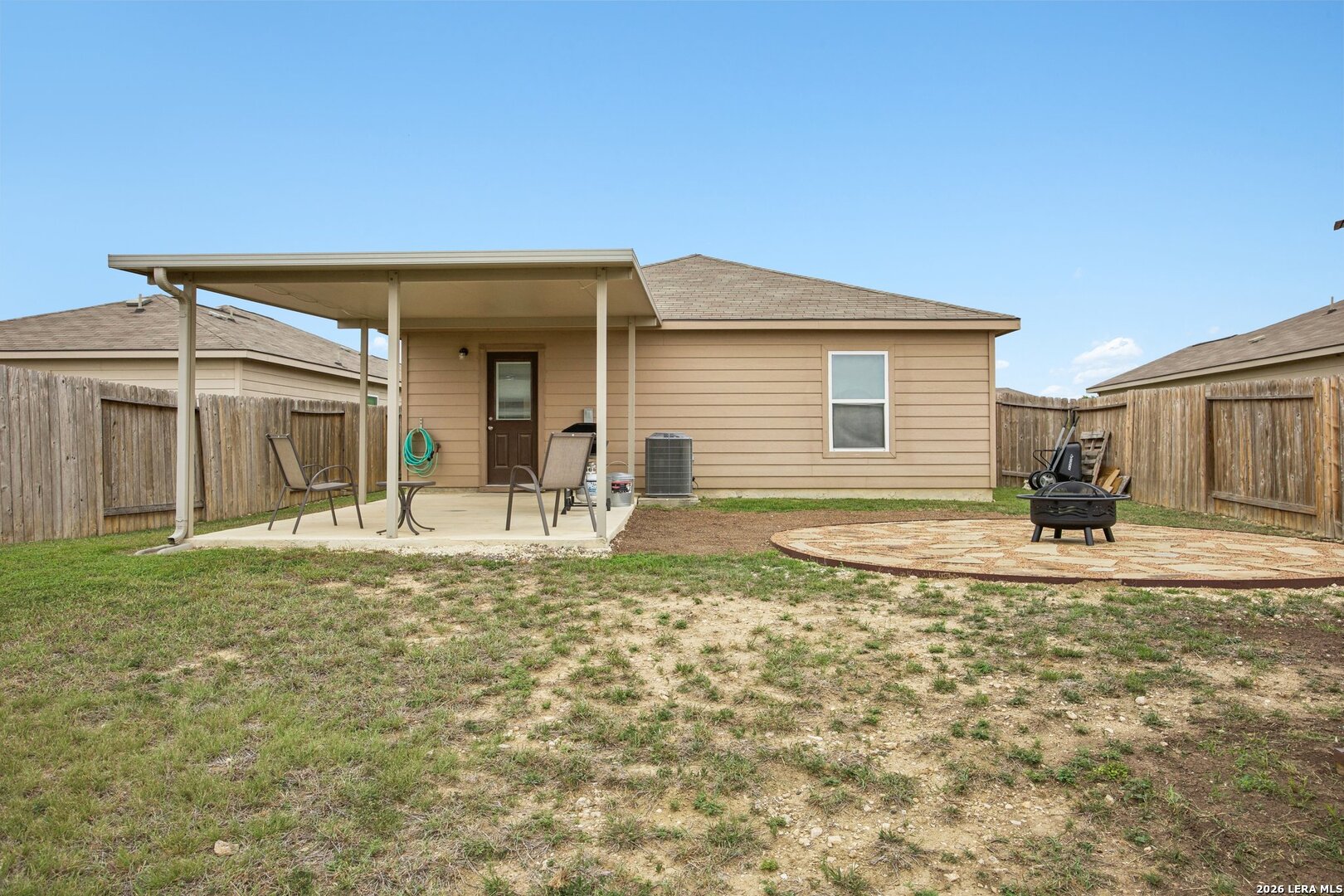 main property photo 26