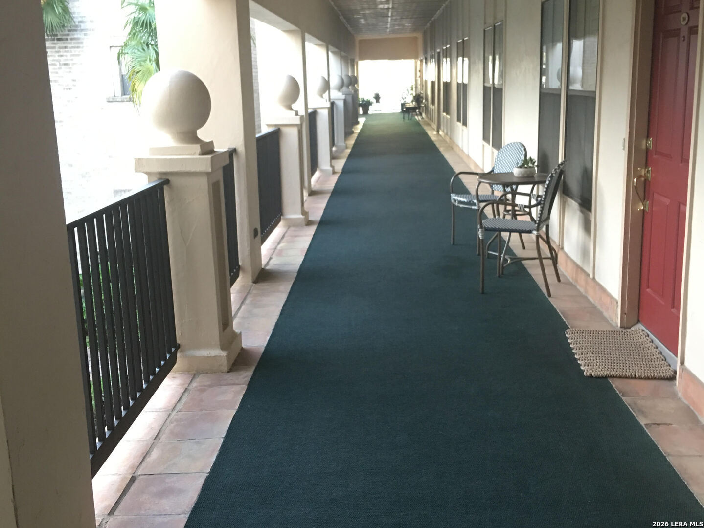 property viewer photo 1