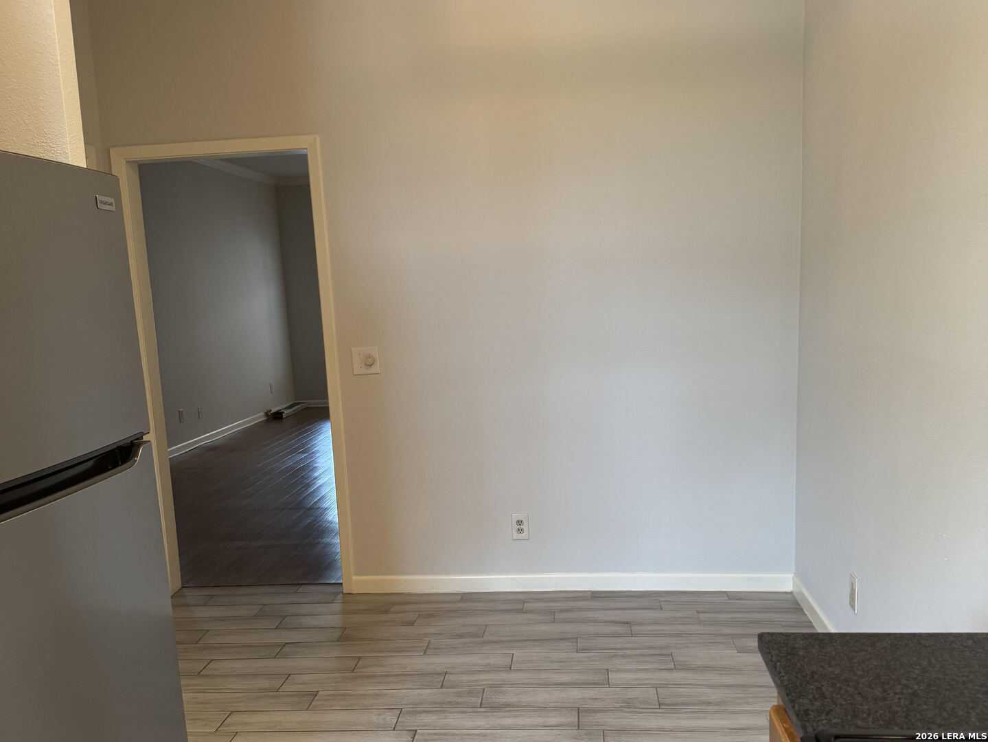 property viewer photo 12