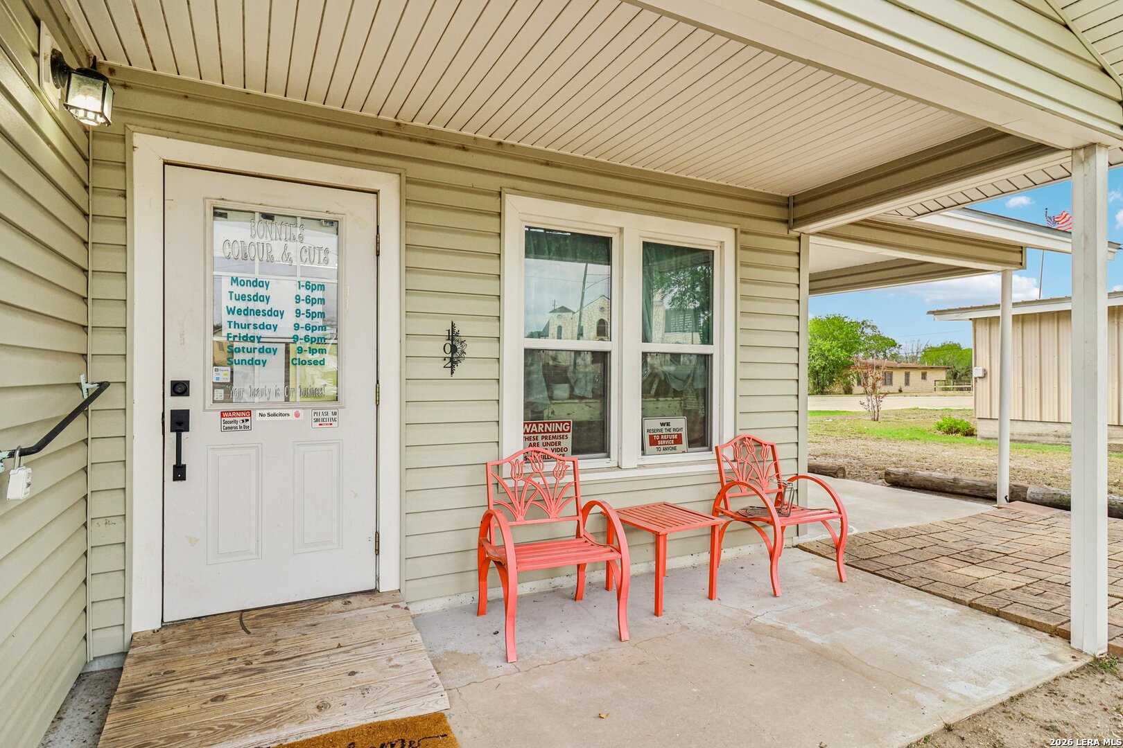 main property photo 6