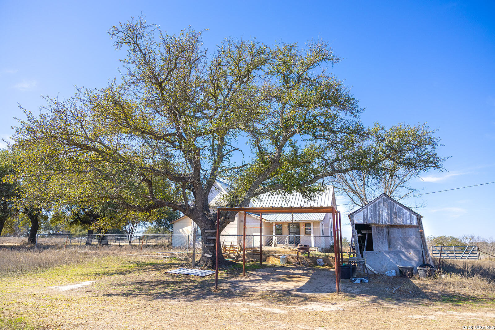 main property photo 91