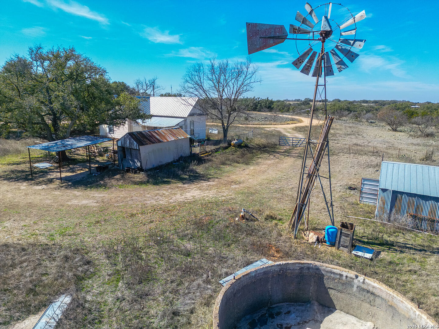 main property photo 3