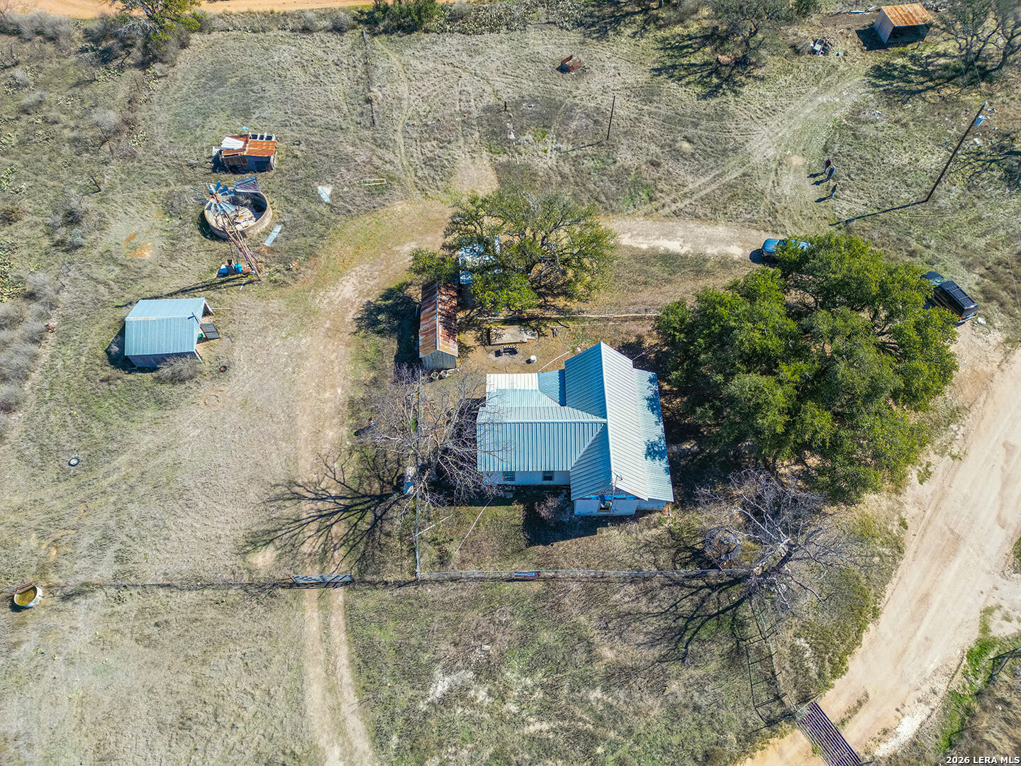 main property photo 7