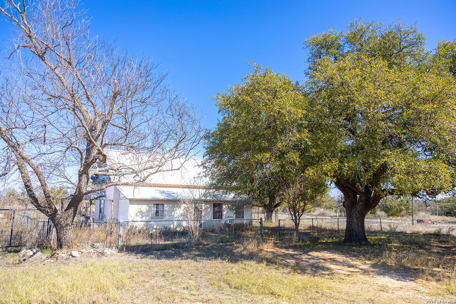main property photo 78
