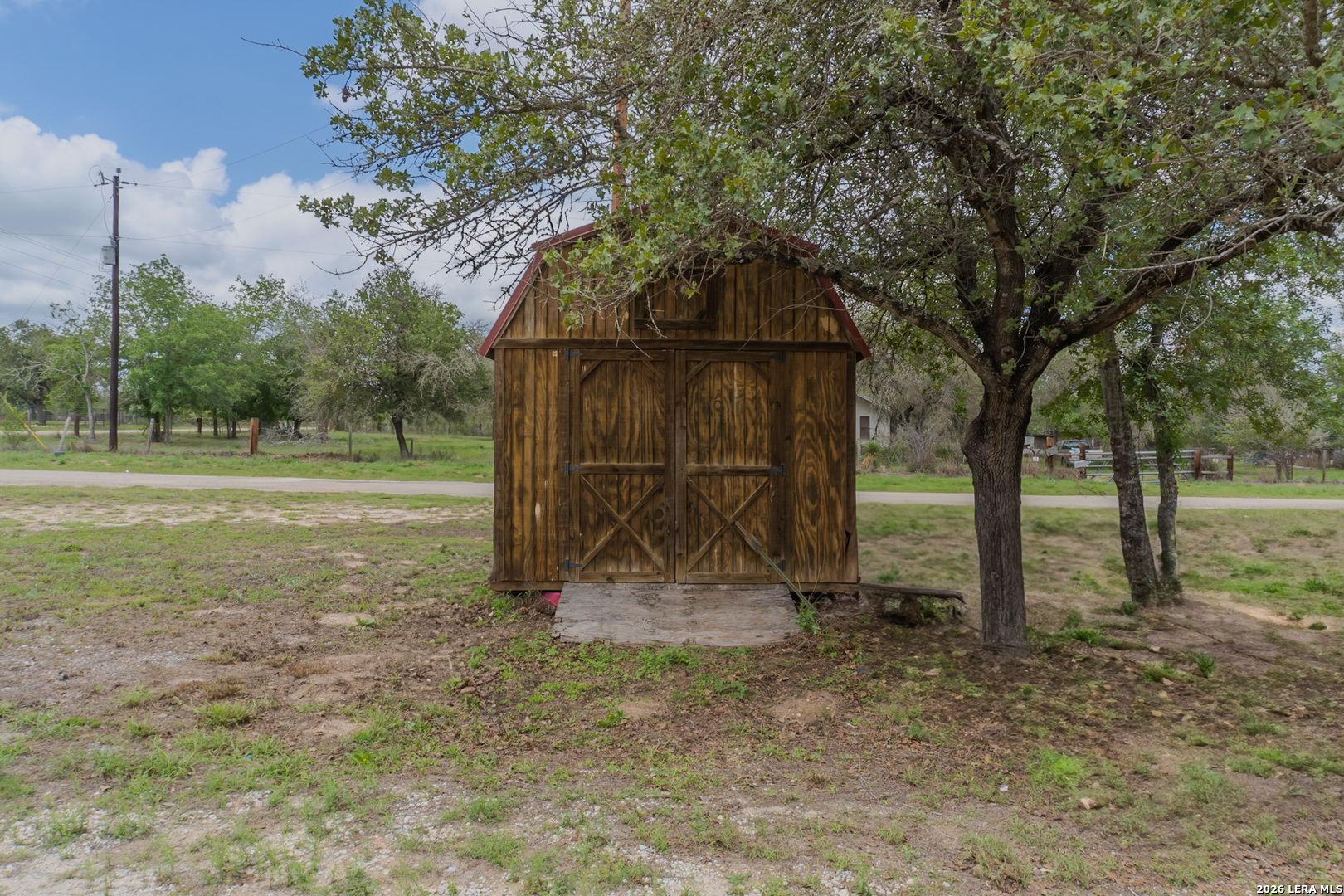 main property photo 3