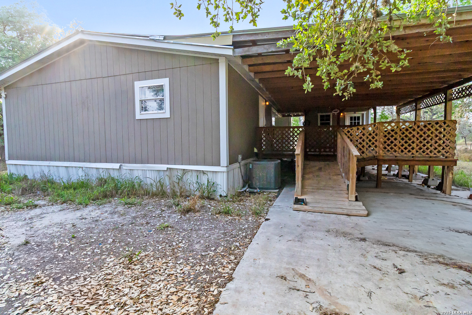 main property photo 20