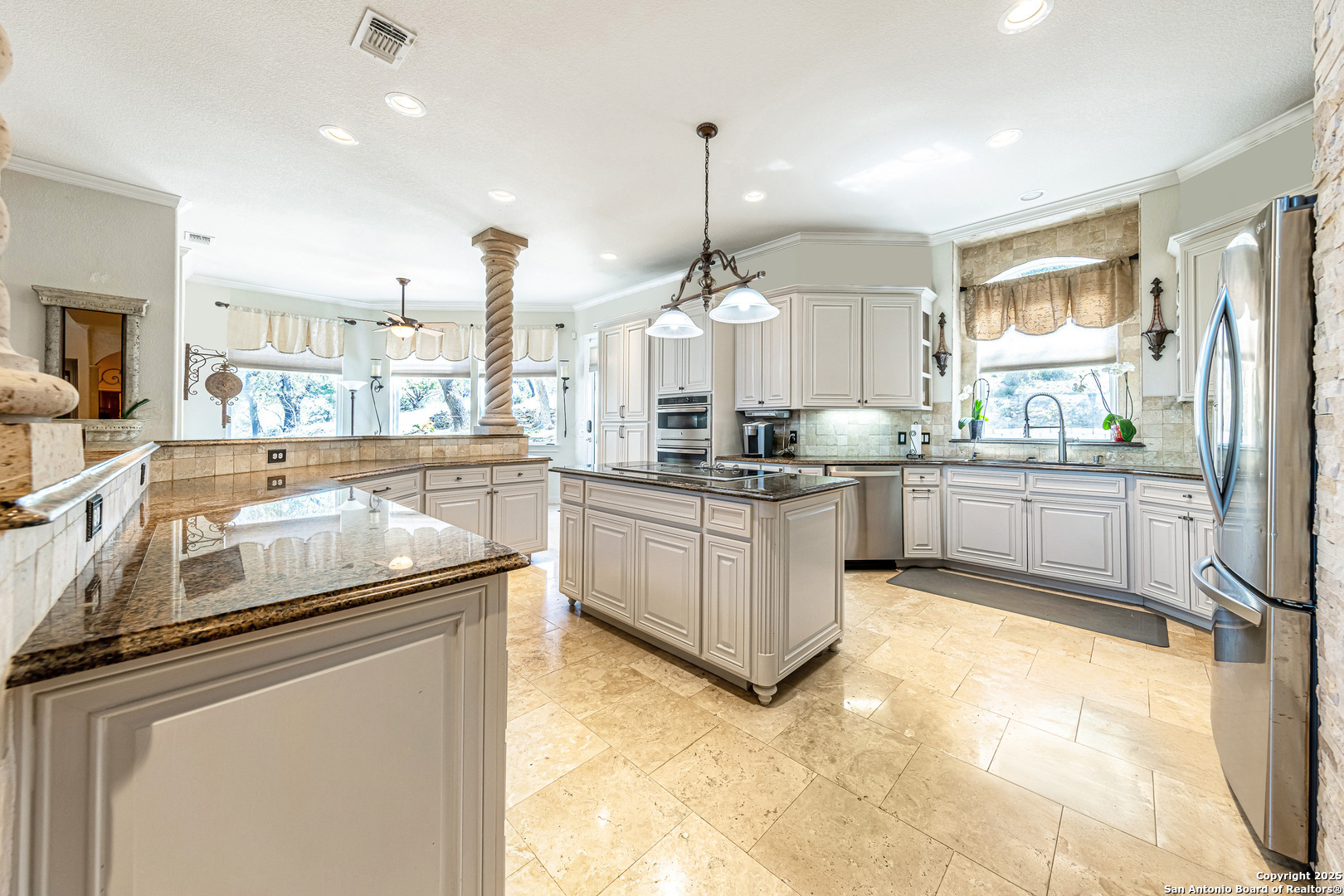 main property photo 15