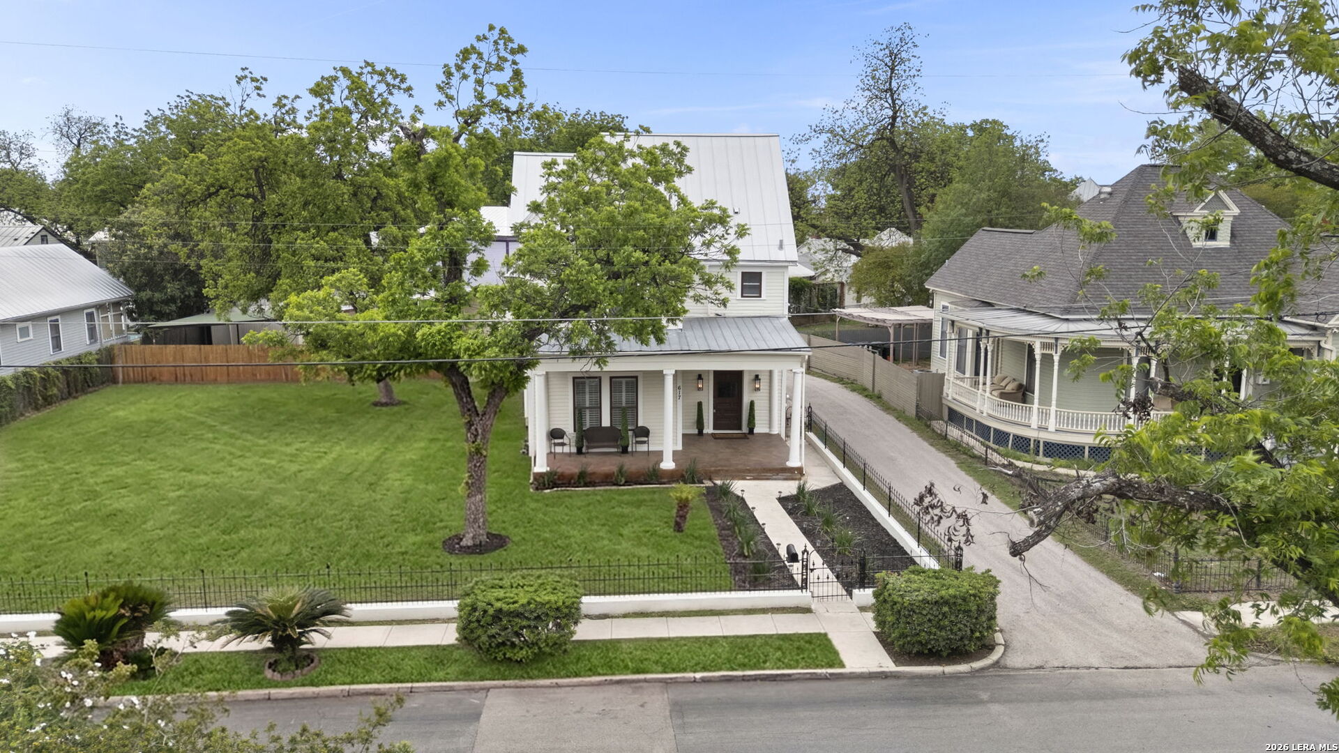 main property photo 51