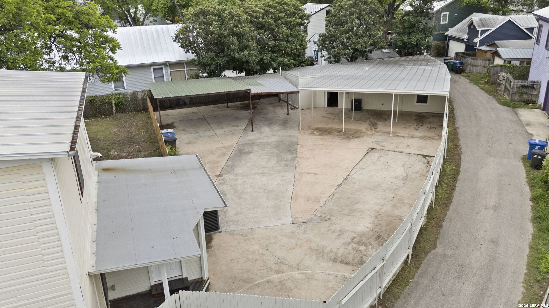 main property photo 54