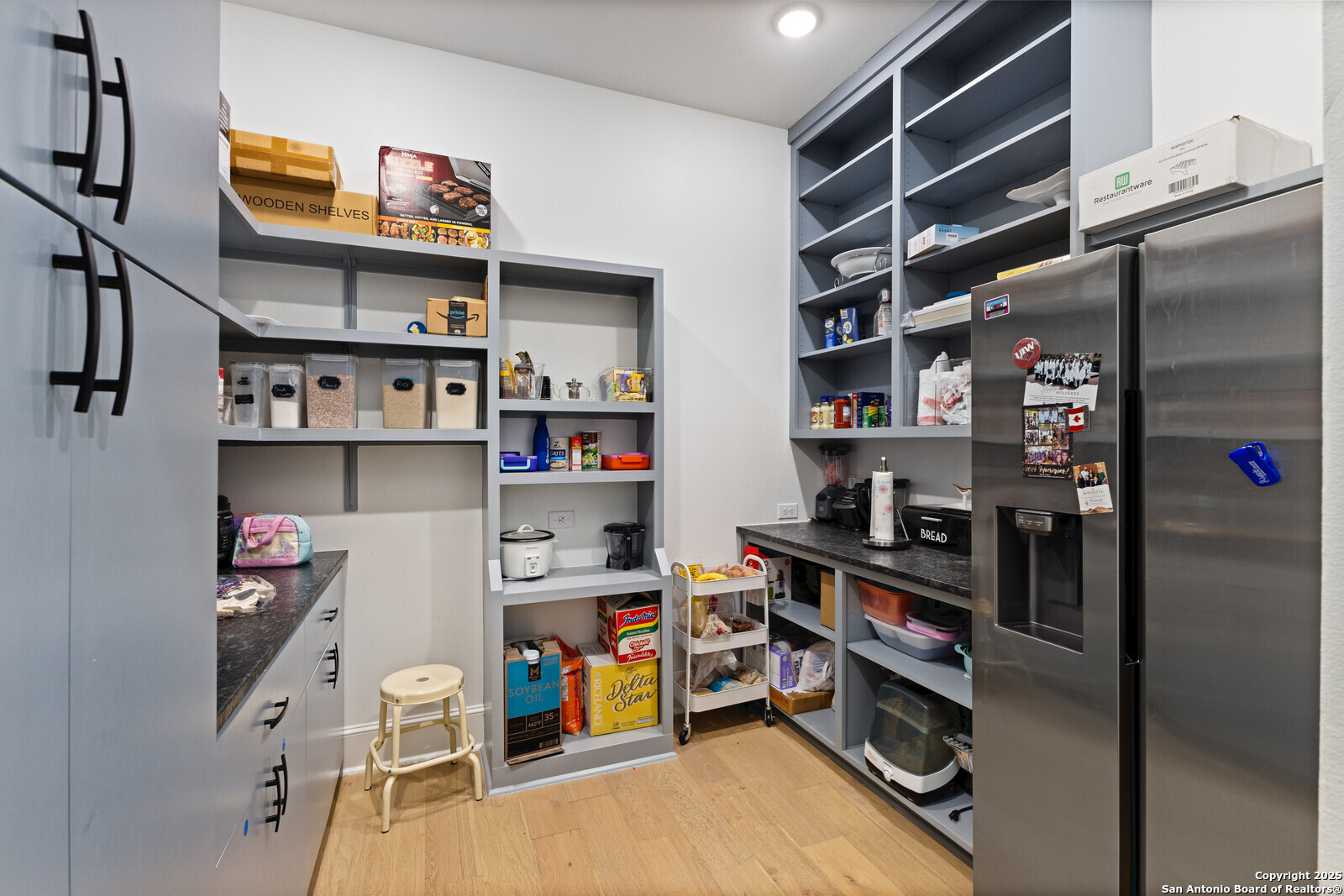 main property photo 39