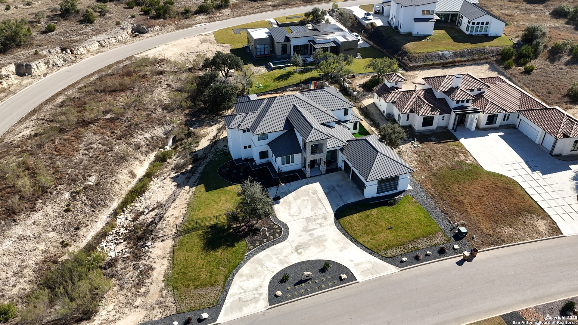 main property photo 79