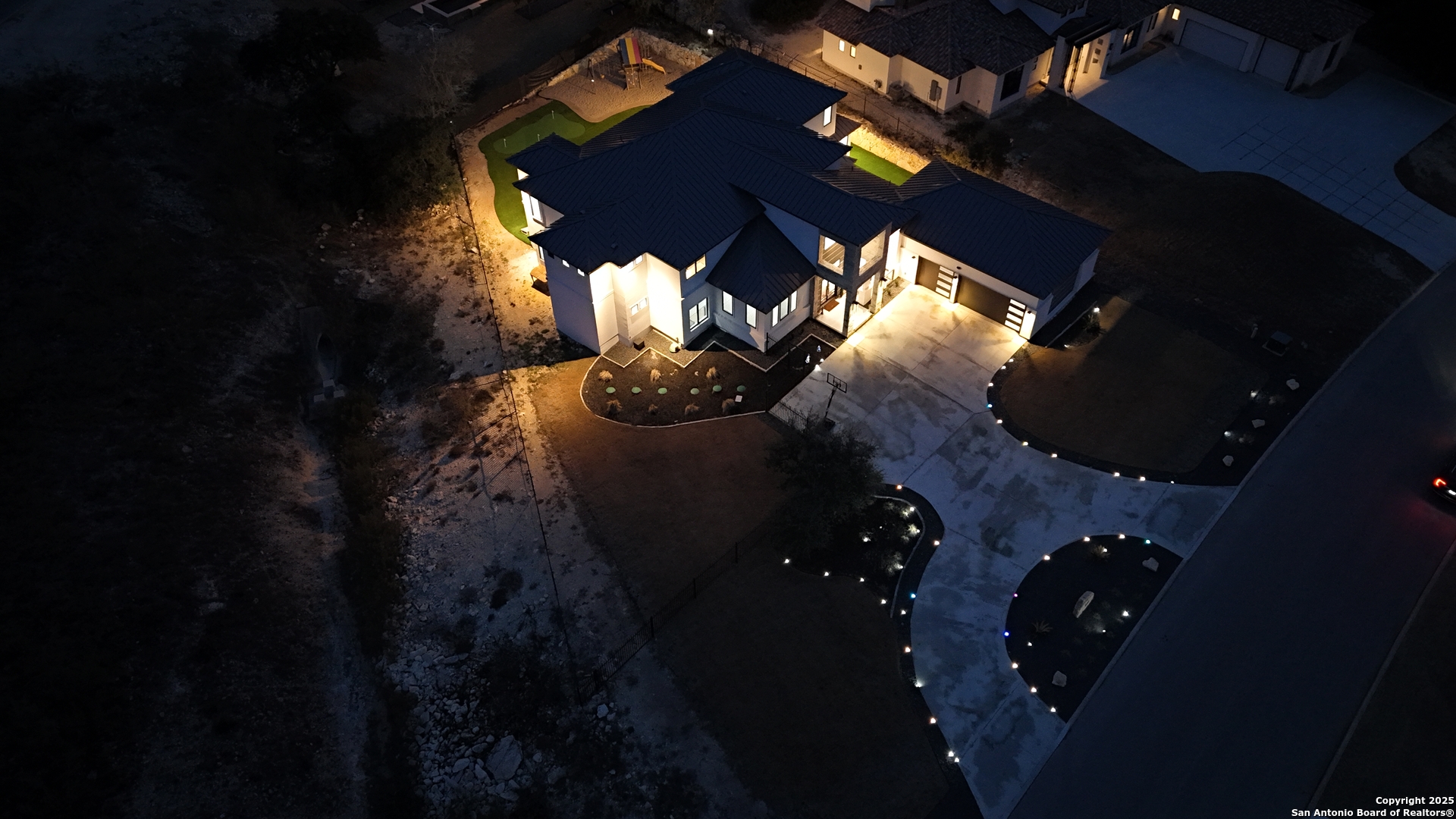 main property photo 81
