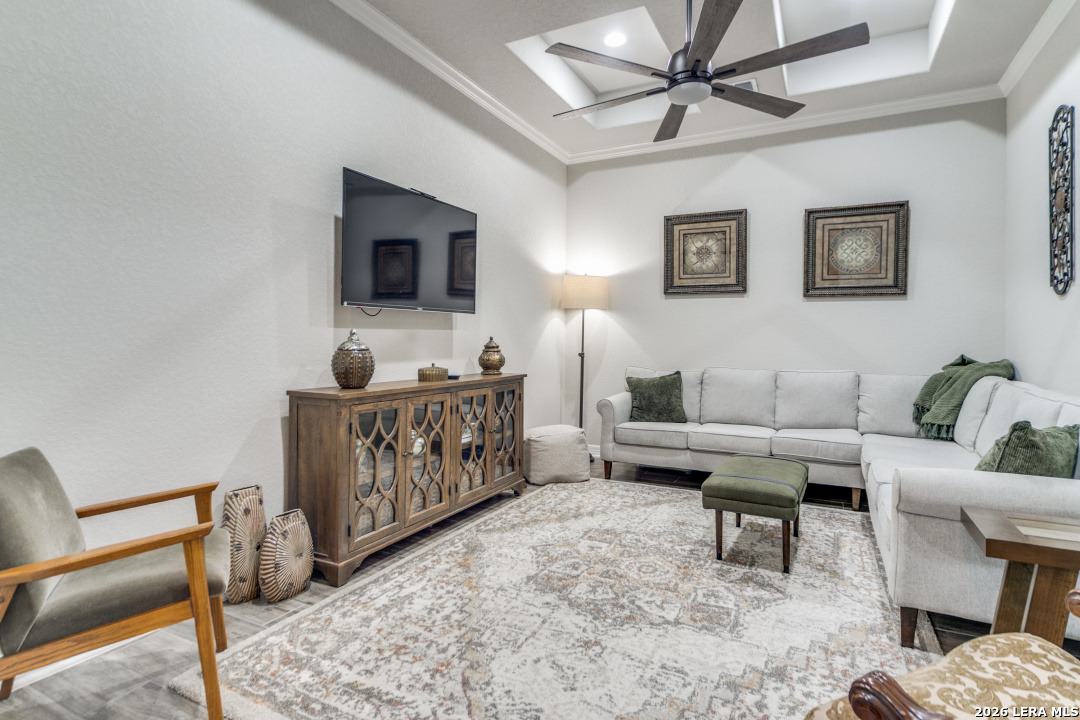main property photo 13