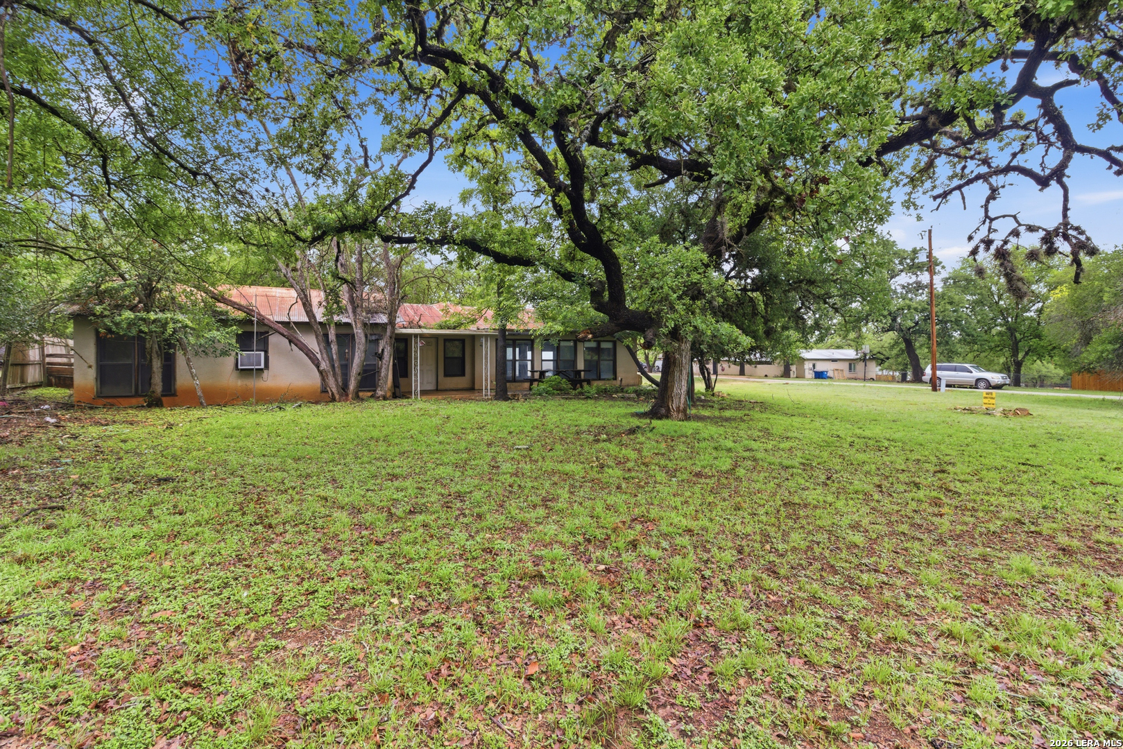 property viewer photo 10