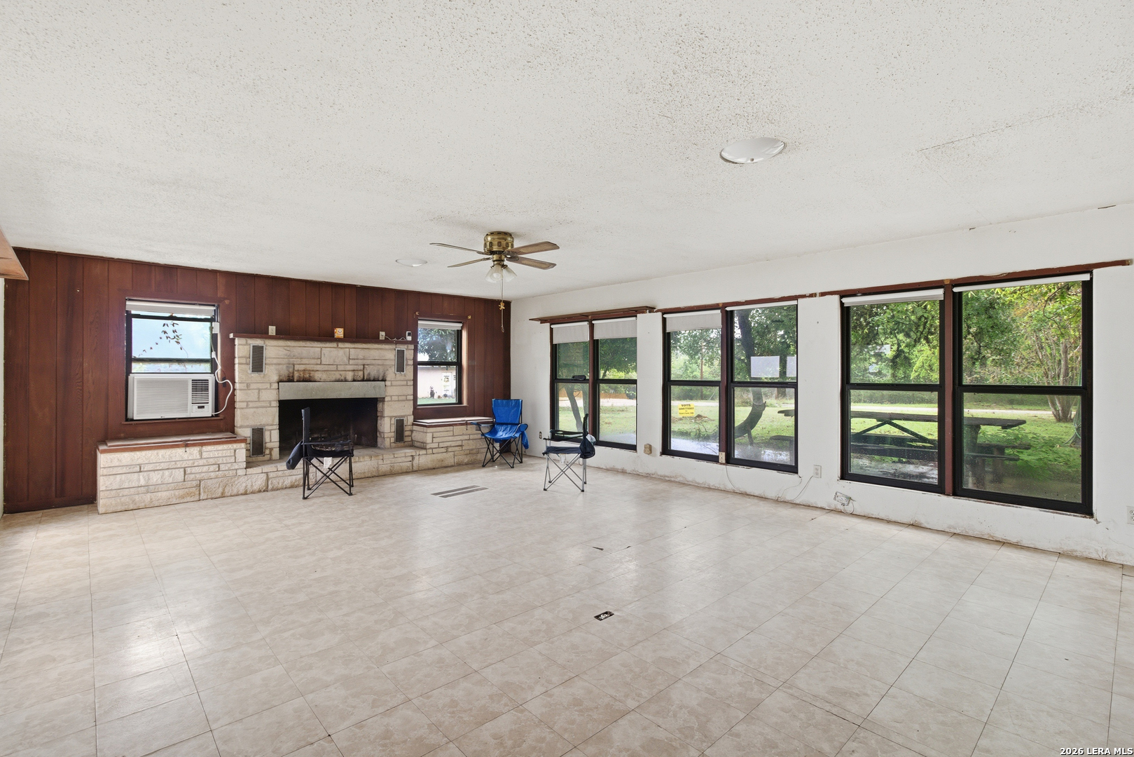property viewer photo 12
