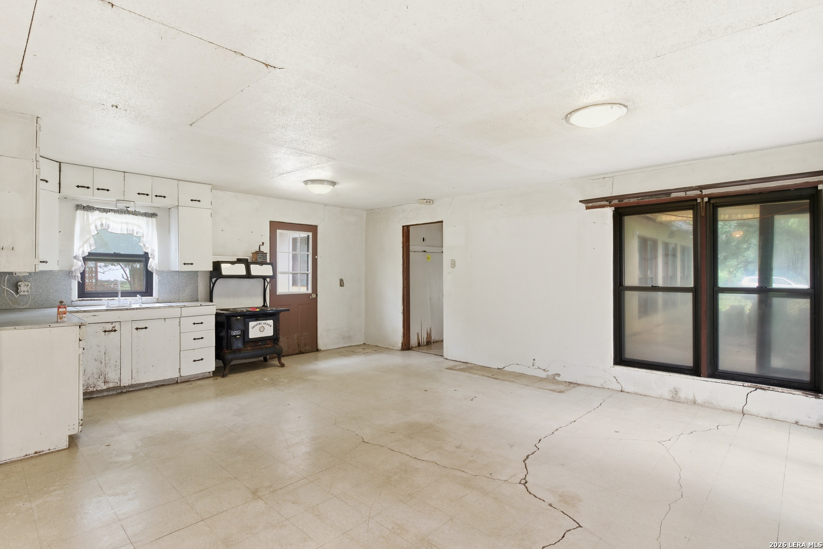 property viewer photo 14