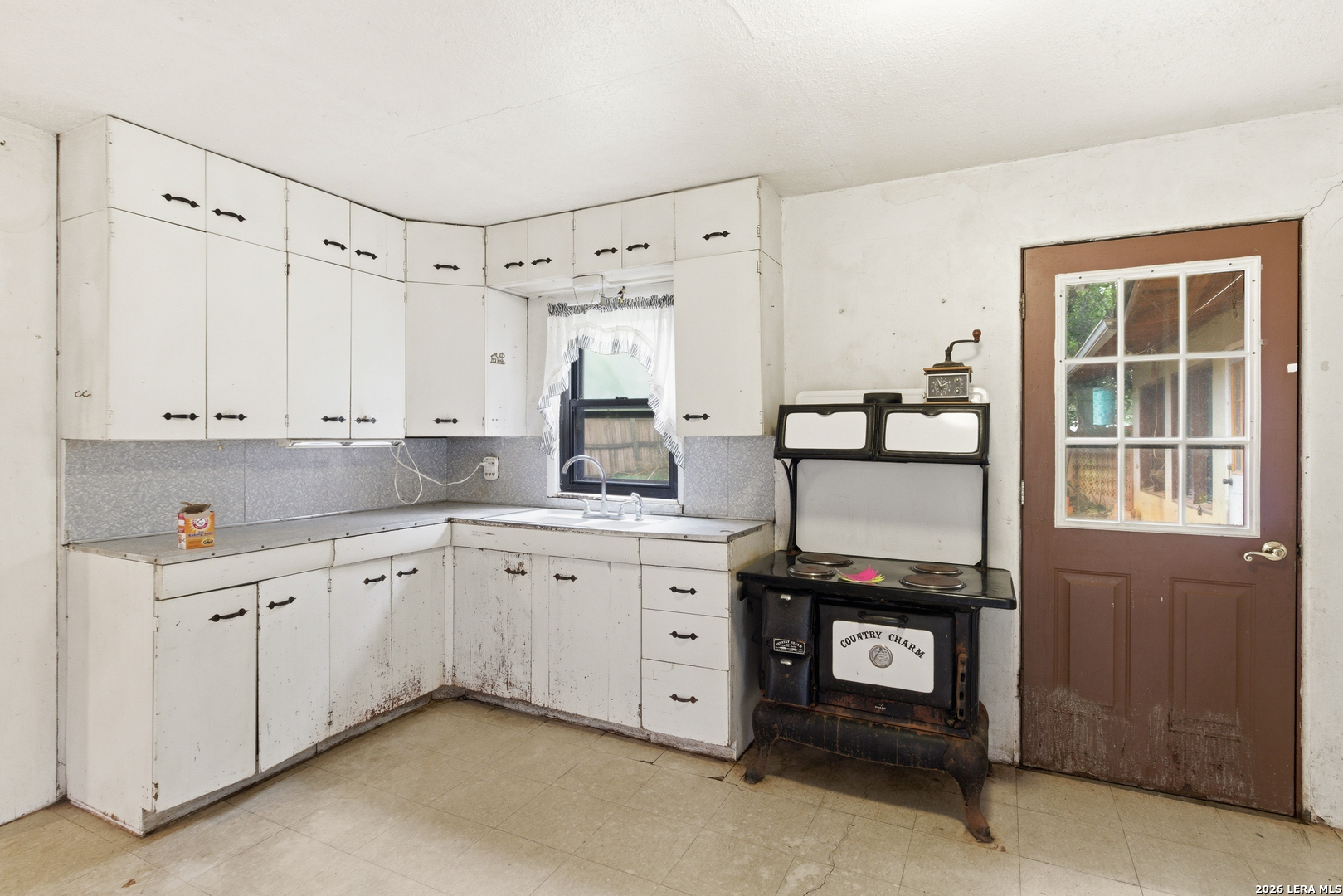 property viewer photo 17