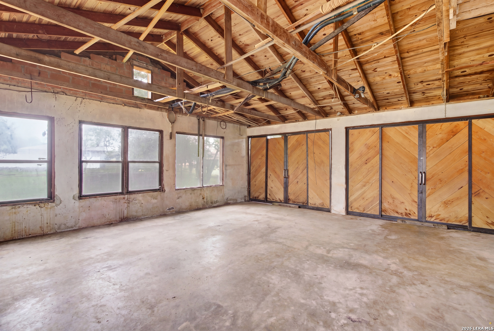 property viewer photo 25