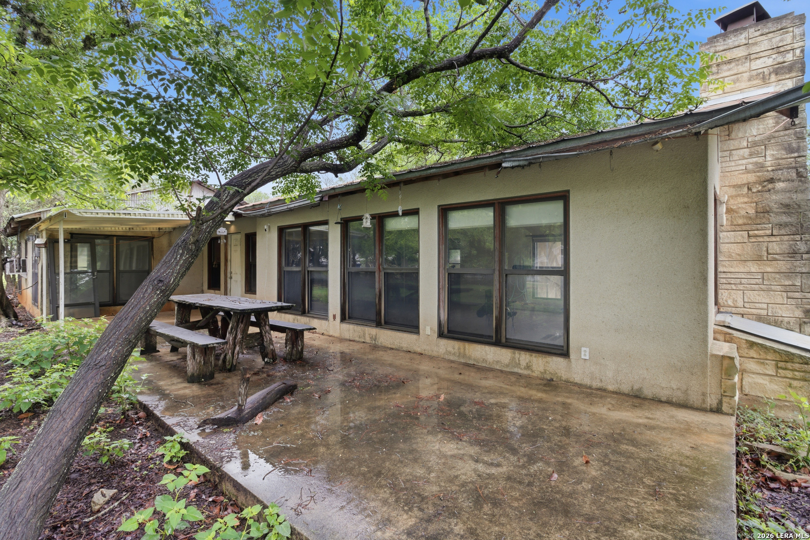 property viewer photo 7