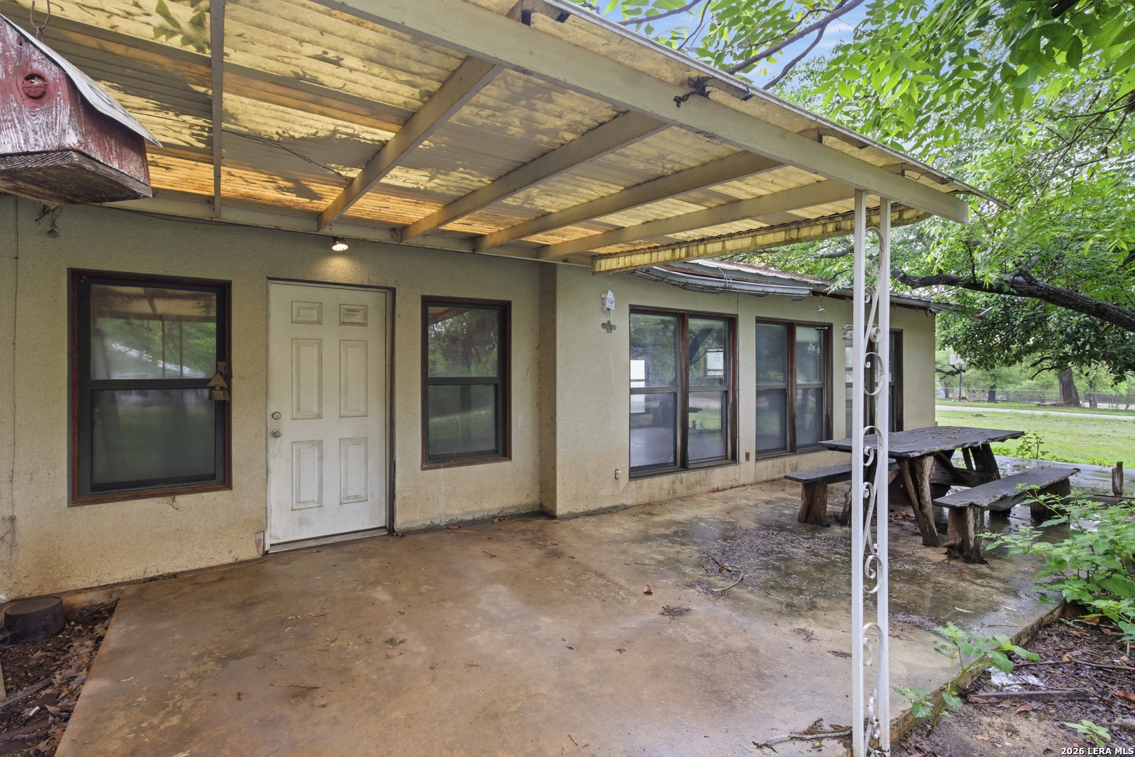 property viewer photo 9