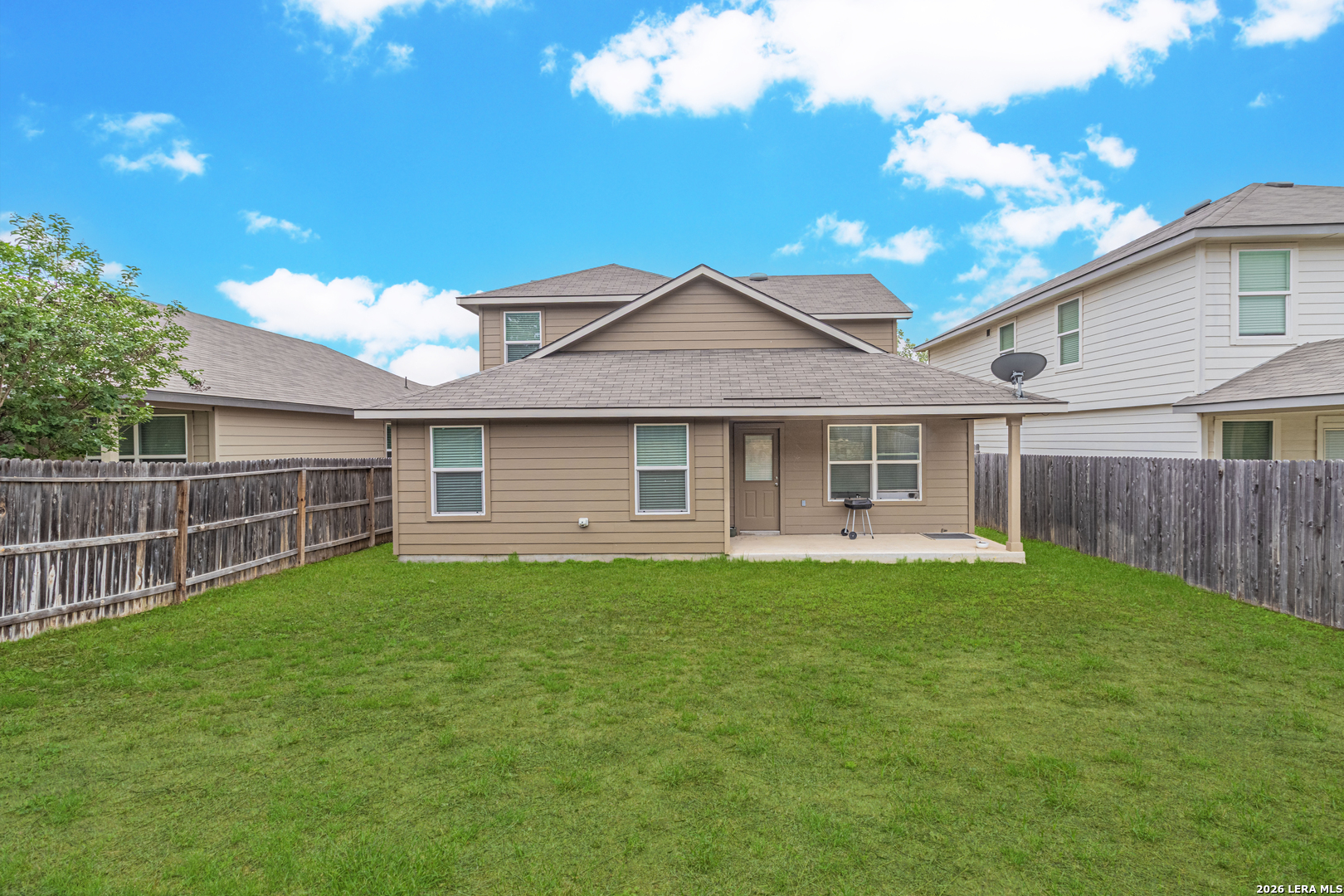 main property photo 45