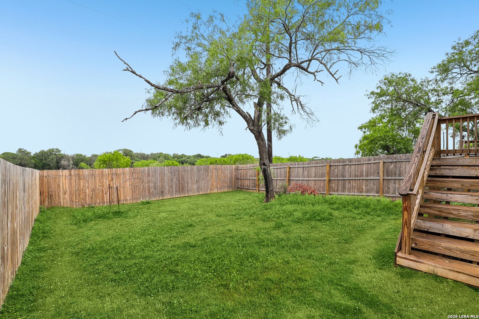main property photo 27