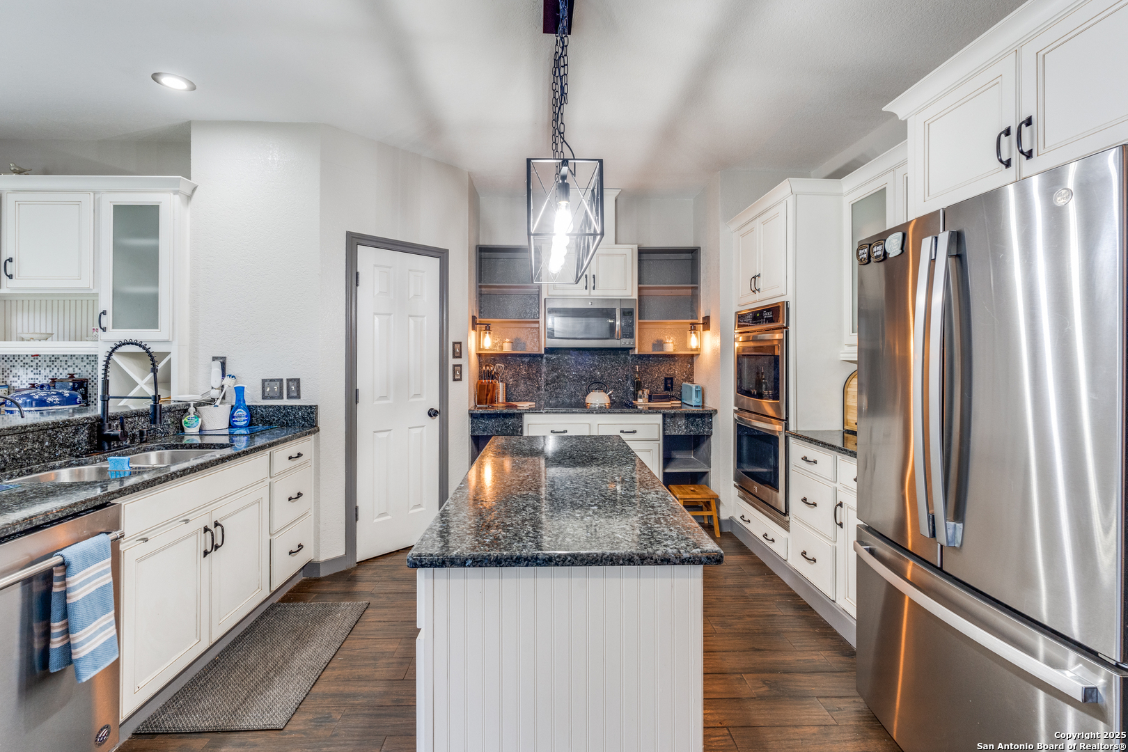 main property photo 15