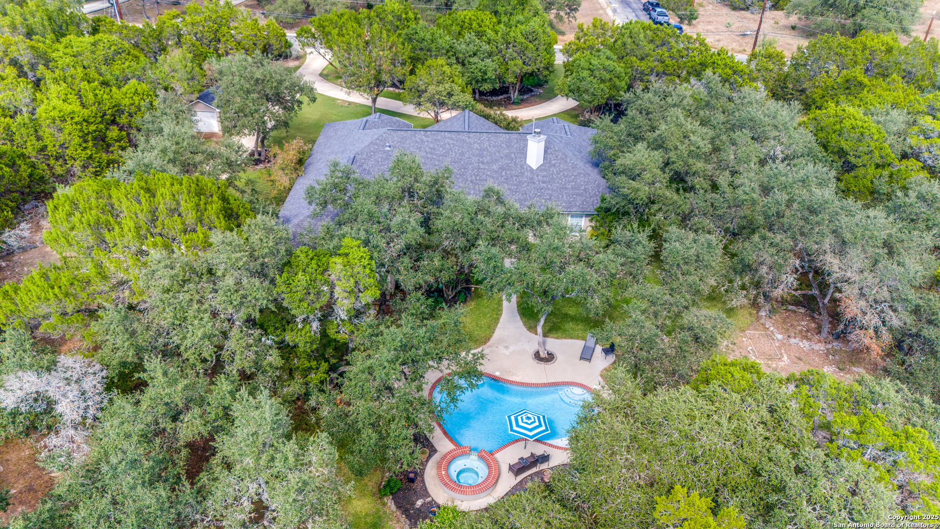 main property photo 39
