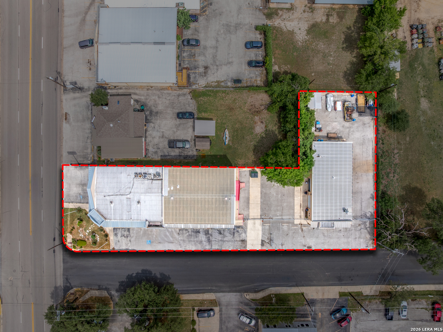main property photo 14