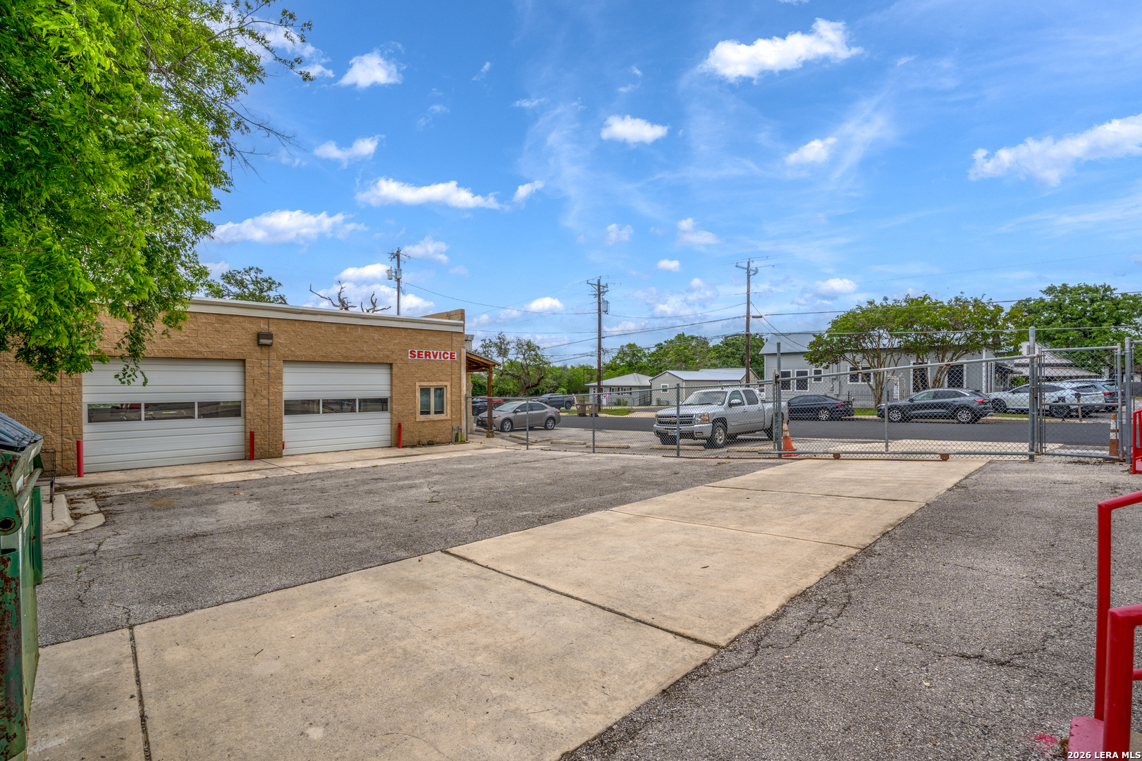 main property photo 19