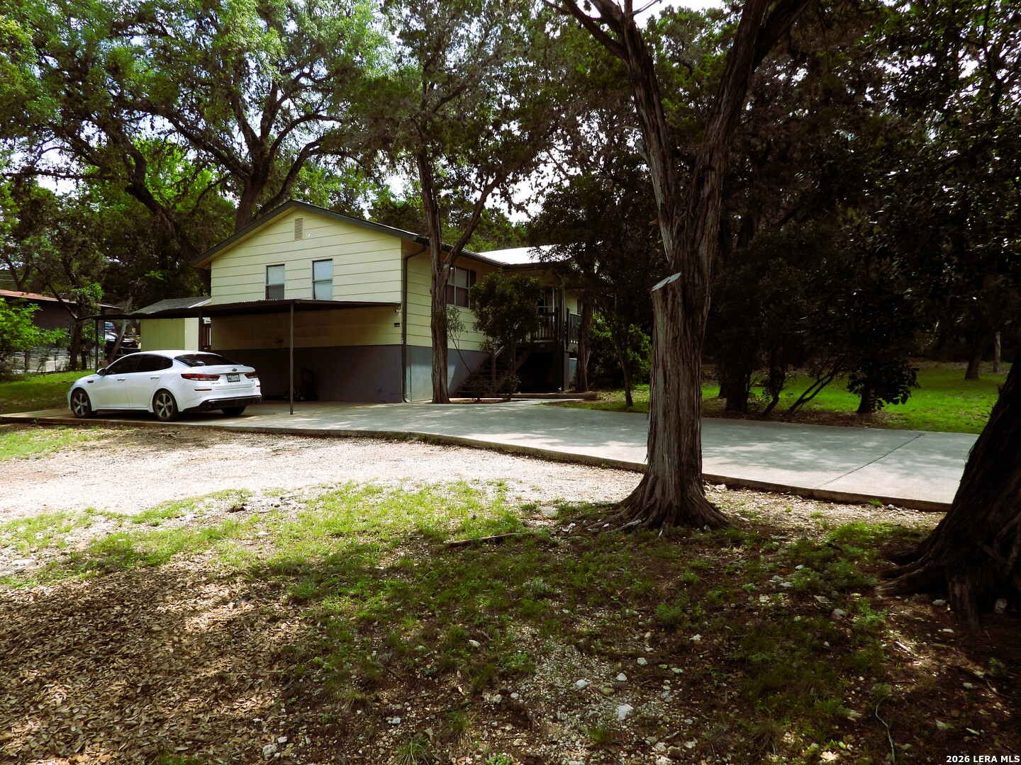 main property photo 45